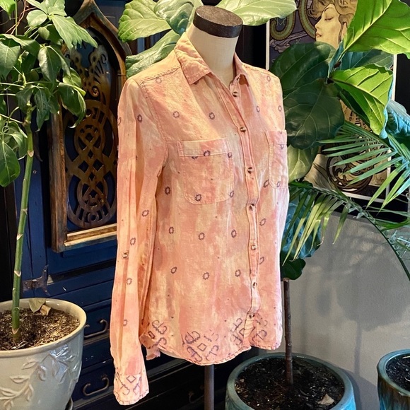 Urban Outfitters boho Aztec print button down - Picture 4 of 11